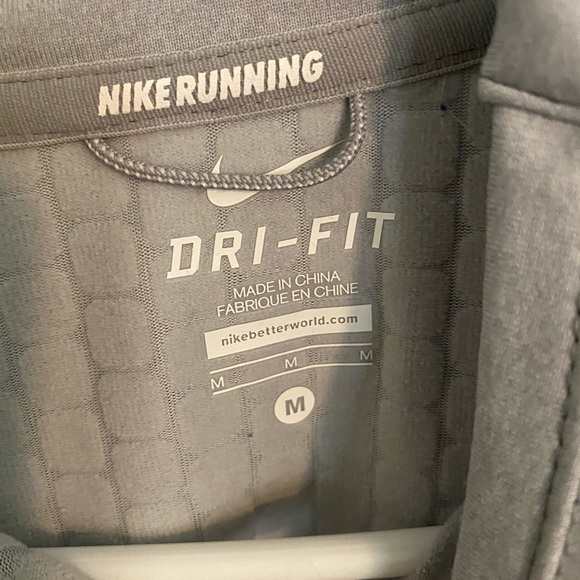 Nike jacket - Picture 5 of 6